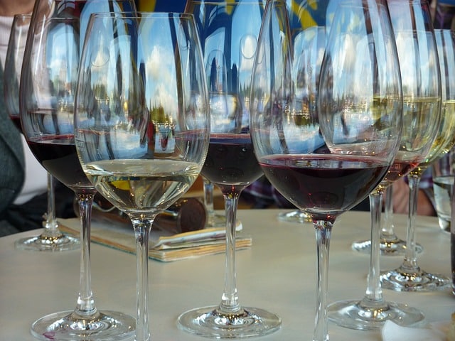 Photo of כיצד בוחרים יין על פי סוג האירוע \ הארוחה?